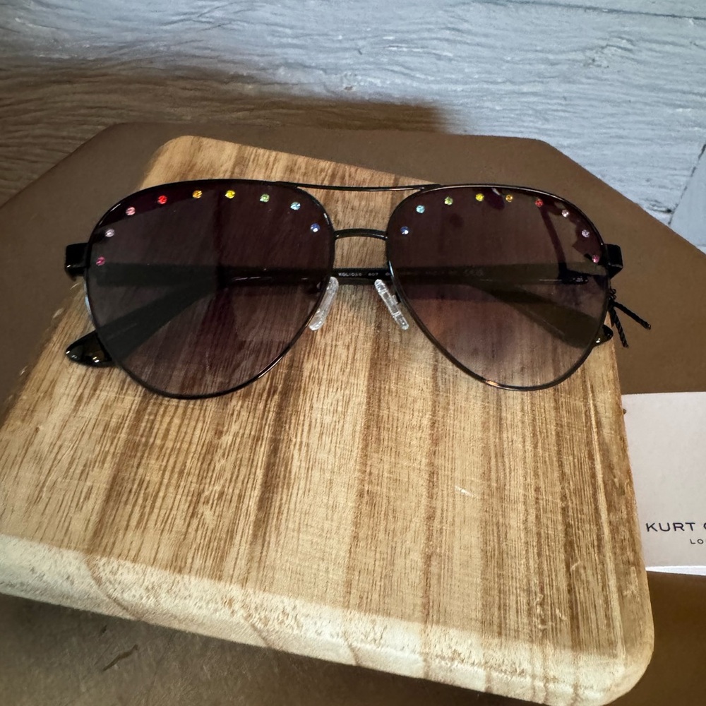 New Kurt Geiger aviator sunglasses - Picture 5 of 9